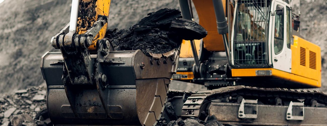 Liebherr Delivers First Electric Excavator to BHP